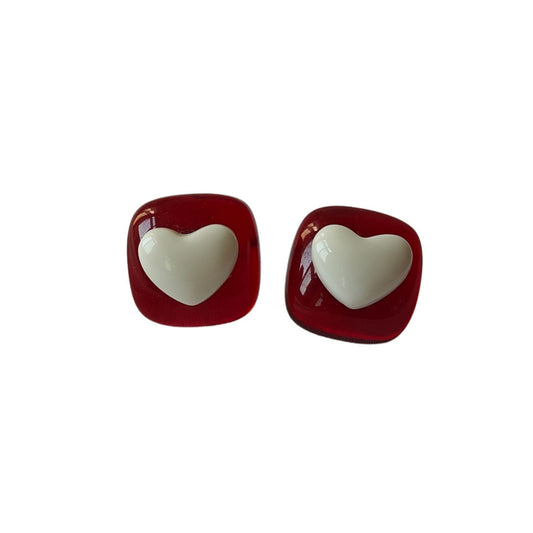 The 90's Kid Retro Heart Studs