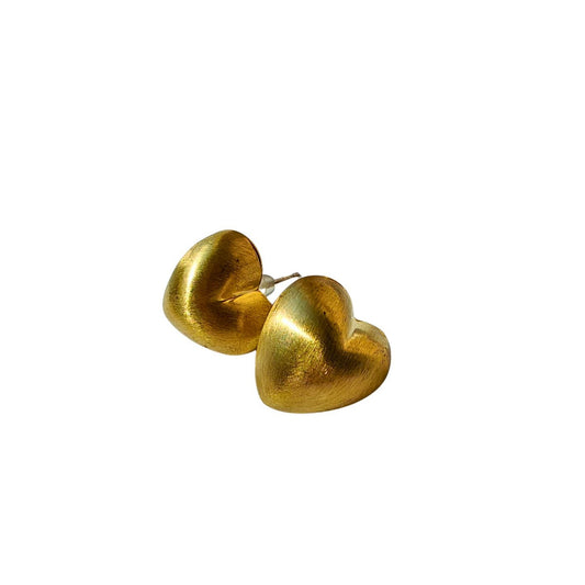 Heart-shaped chocolate-box studs (Gold tone)